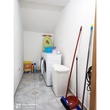 Vakantiehuis Enjoy House Ottima Per Gruppi E Famiglie Da 2 A 6 Ospiti