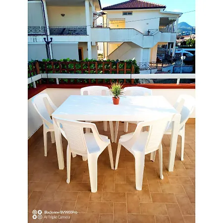 Enjoy House Ottima Per Gruppi E Famiglie Da 2 A 6 Ospiti Vakantiehuis San Nicola Arcella