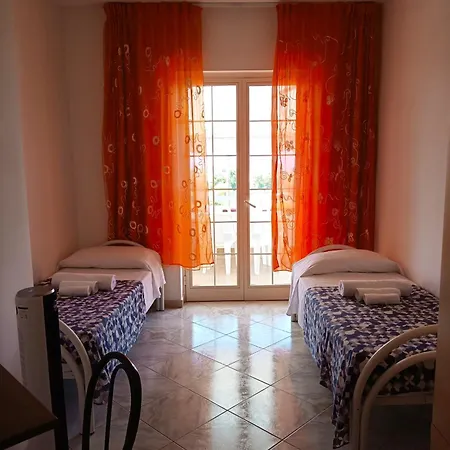 Enjoy House Intera Casa Vacanze 6 Posti Letto Leggi Info Host Casa vacanze San Nicola Arcella