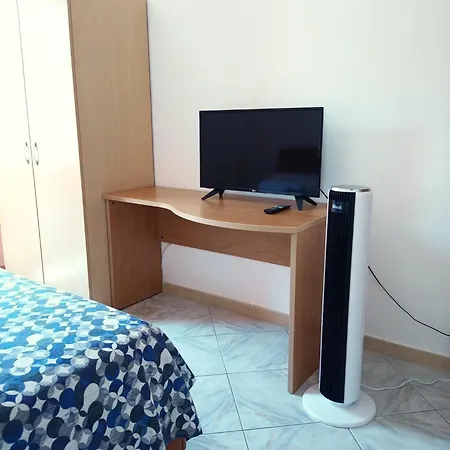 Casa vacanze Enjoy House Intera Casa Vacanze 6 Posti Letto Leggi Info Host *