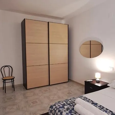 Enjoy House Ottima Per Gruppi E Famiglie Da 2 A 6 Ospiti *