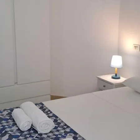 Vakantiehuis Enjoy House Ottima Per Gruppi E Famiglie Da 2 A 6 Ospiti *