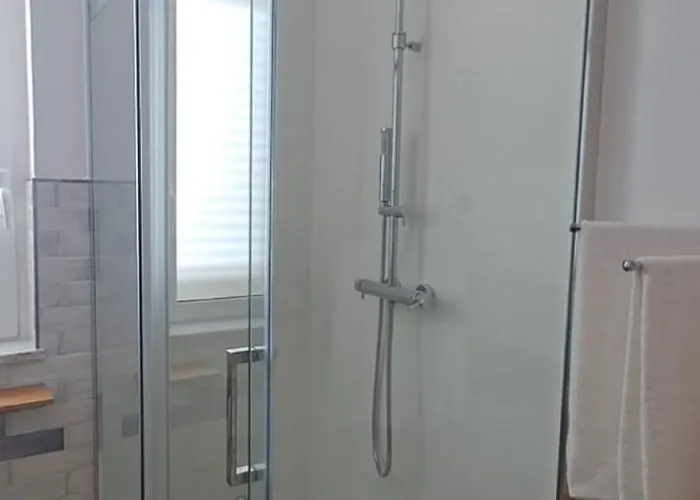 Enjoy House Ottima Per Gruppi E Famiglie Da 2 A 6 Ospiti Nyaraló *