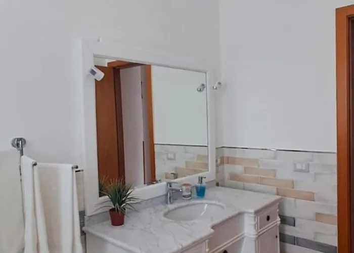 Enjoy House Ottima Per Gruppi E Famiglie Da 2 A 6 Ospiti Nyaraló *