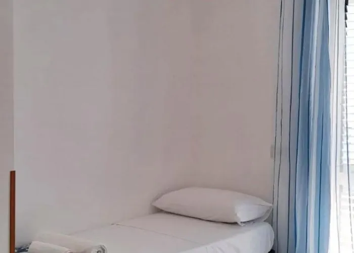 Enjoy House Ottima Per Gruppi E Famiglie Da 2 A 6 Ospiti Nyaraló San Nicola Arcella